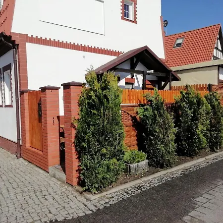 Pokoje Goscinne Pod Delfinkami Homestay Ustka
