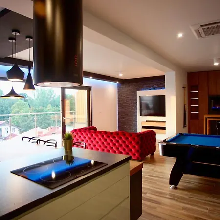 Aquarius Penthouse Apartament