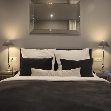 Aquarius Penthouse Apartament *