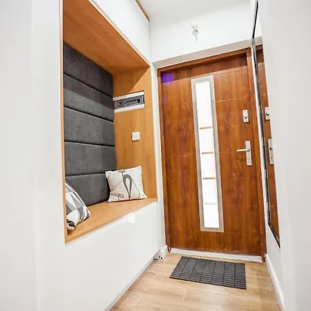 Apartment Baltyckie - Sloneczna Oaza - Parking, Taras, Ogrod, Wifi