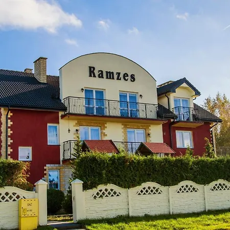 Ramzes Nocleg ze śniadaniem Ustka