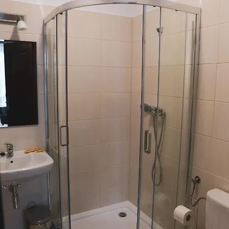 House Nocleg ze śniadaniem *